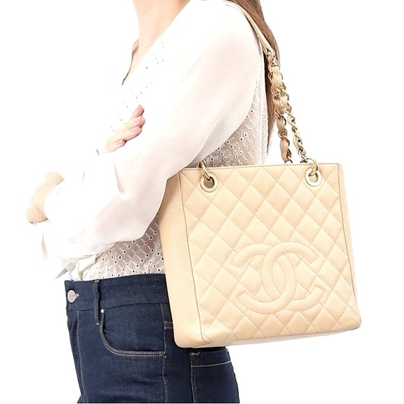 Sold-CHANEL Caviar Quilted Petite Shopping Tote PST - Picture 3 of 16